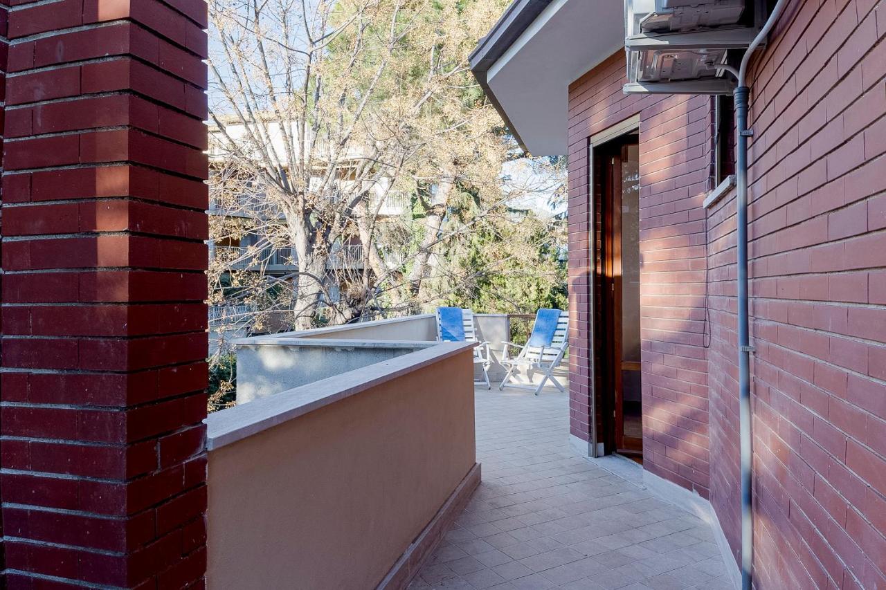 Appartement Portosole Attic - With Terrace And Private Parking à San Remo Extérieur photo