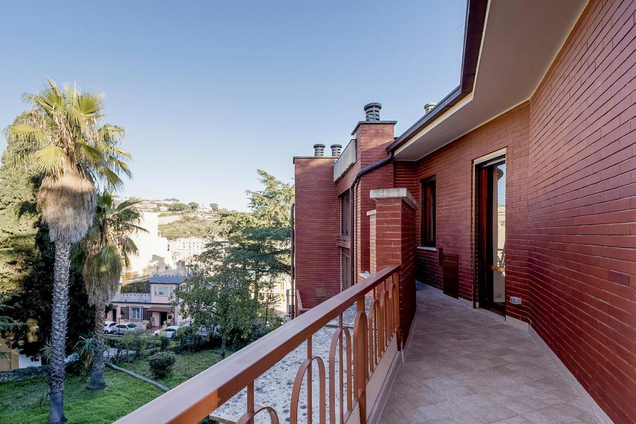 Appartement Portosole Attic - With Terrace And Private Parking à San Remo Extérieur photo